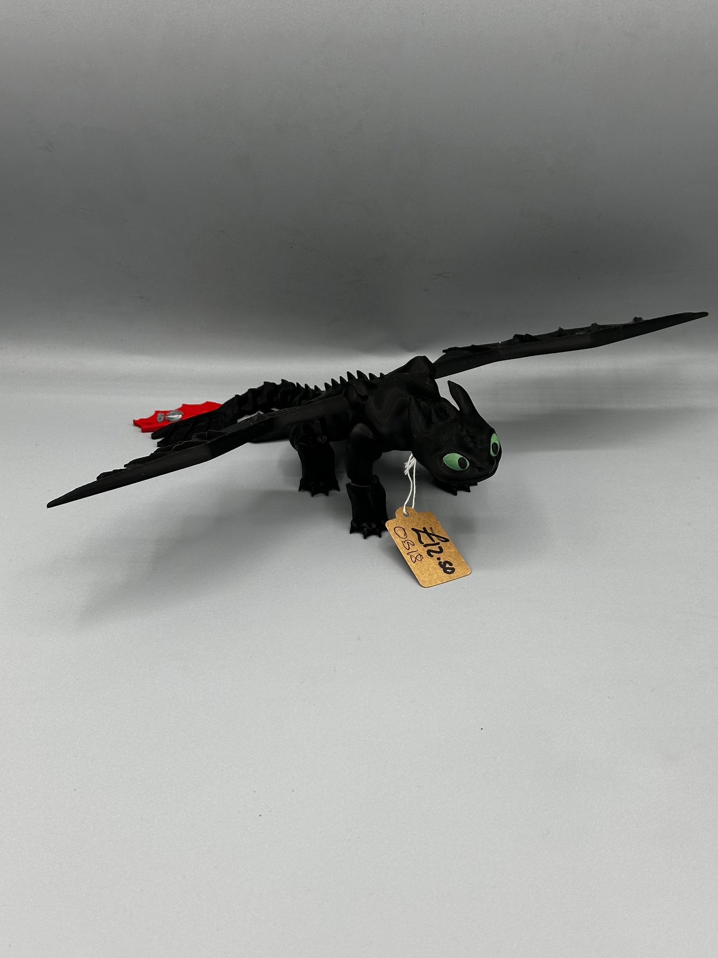 Toothless articulating toy