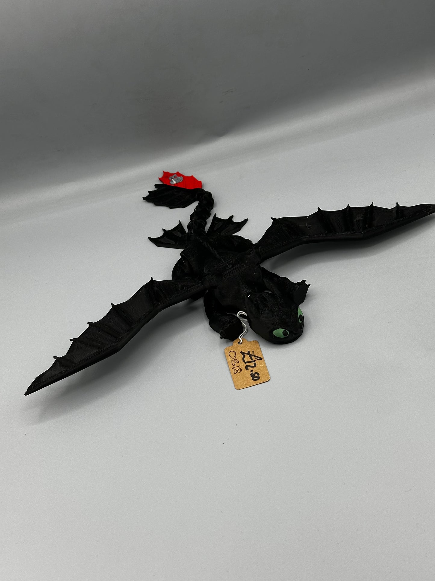 Toothless articulating toy