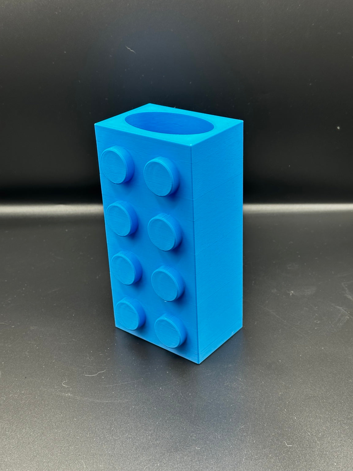Blue brick-style flower vase